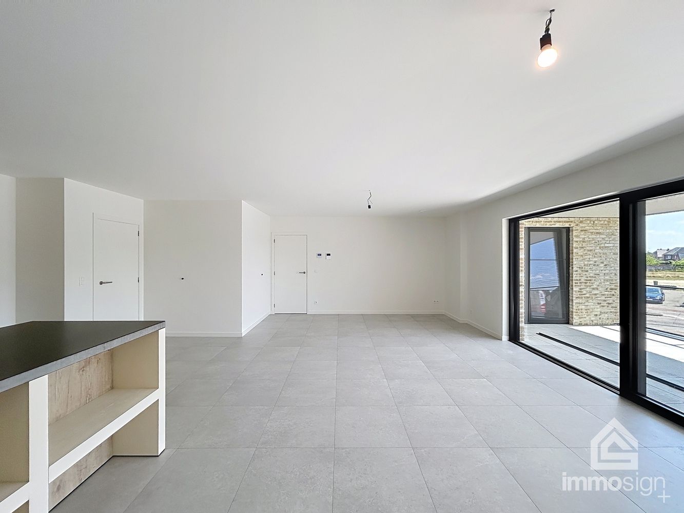Instapklaar nieuwbouwappartement met 2 slaapkamers, terras en autostaanplaats te Kinrooi foto 5