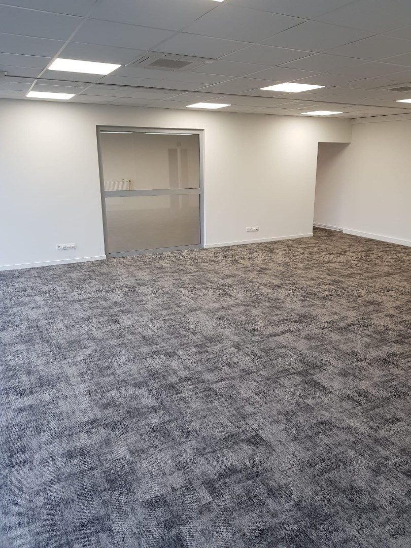 Kantoor, 94m², terras en parking, Genk-Noord foto 21