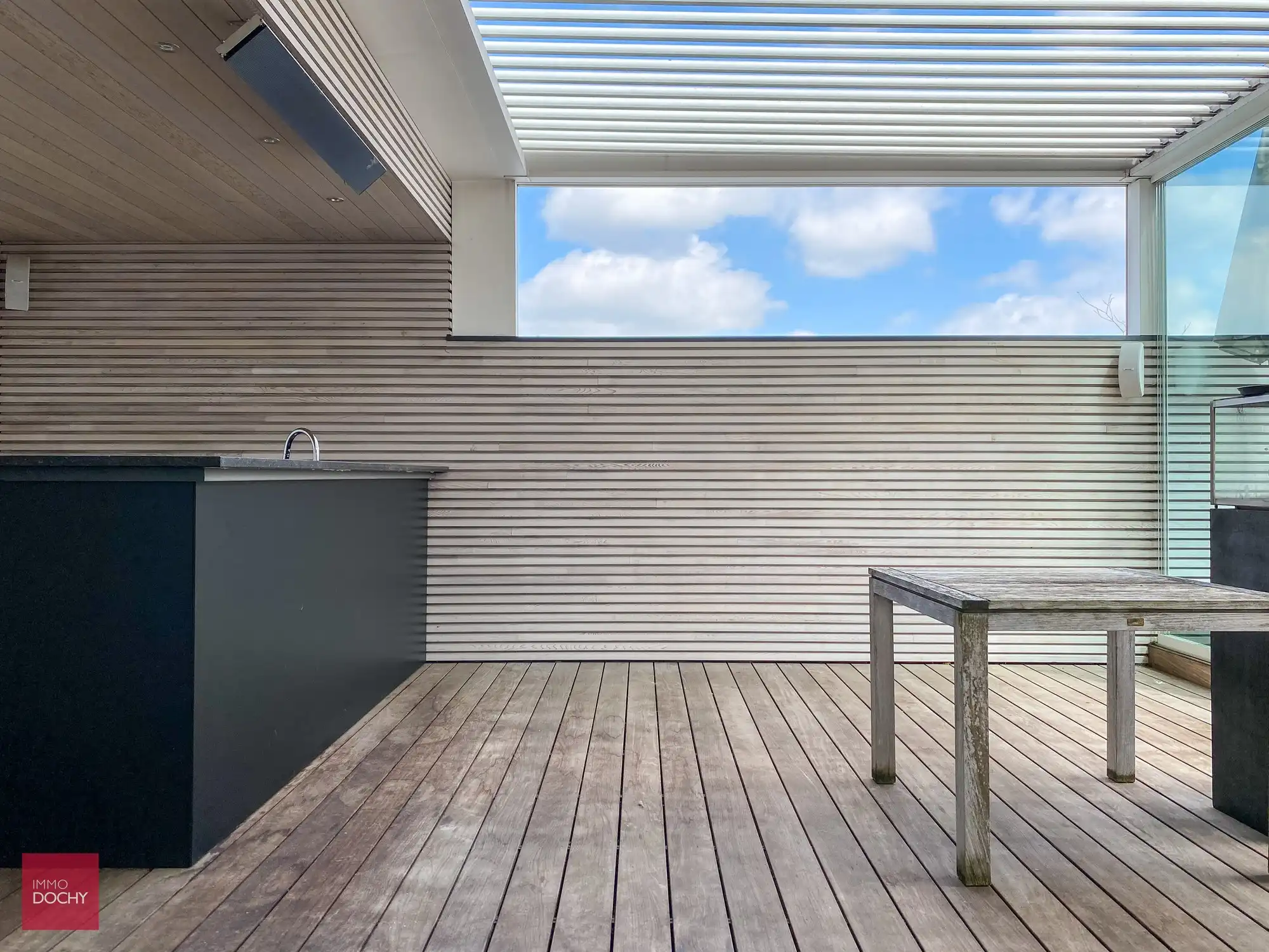 Heel verzorgde penthouse / loft met groot privaat terras | Roterijstraat foto 2