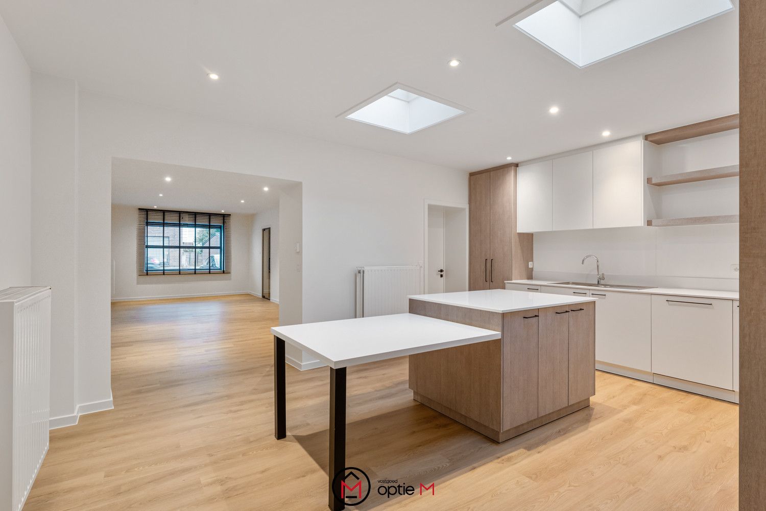 Volledig gerenoveerde woning met 4 slaapkamers en 2 badkamers in Hasselt foto 11