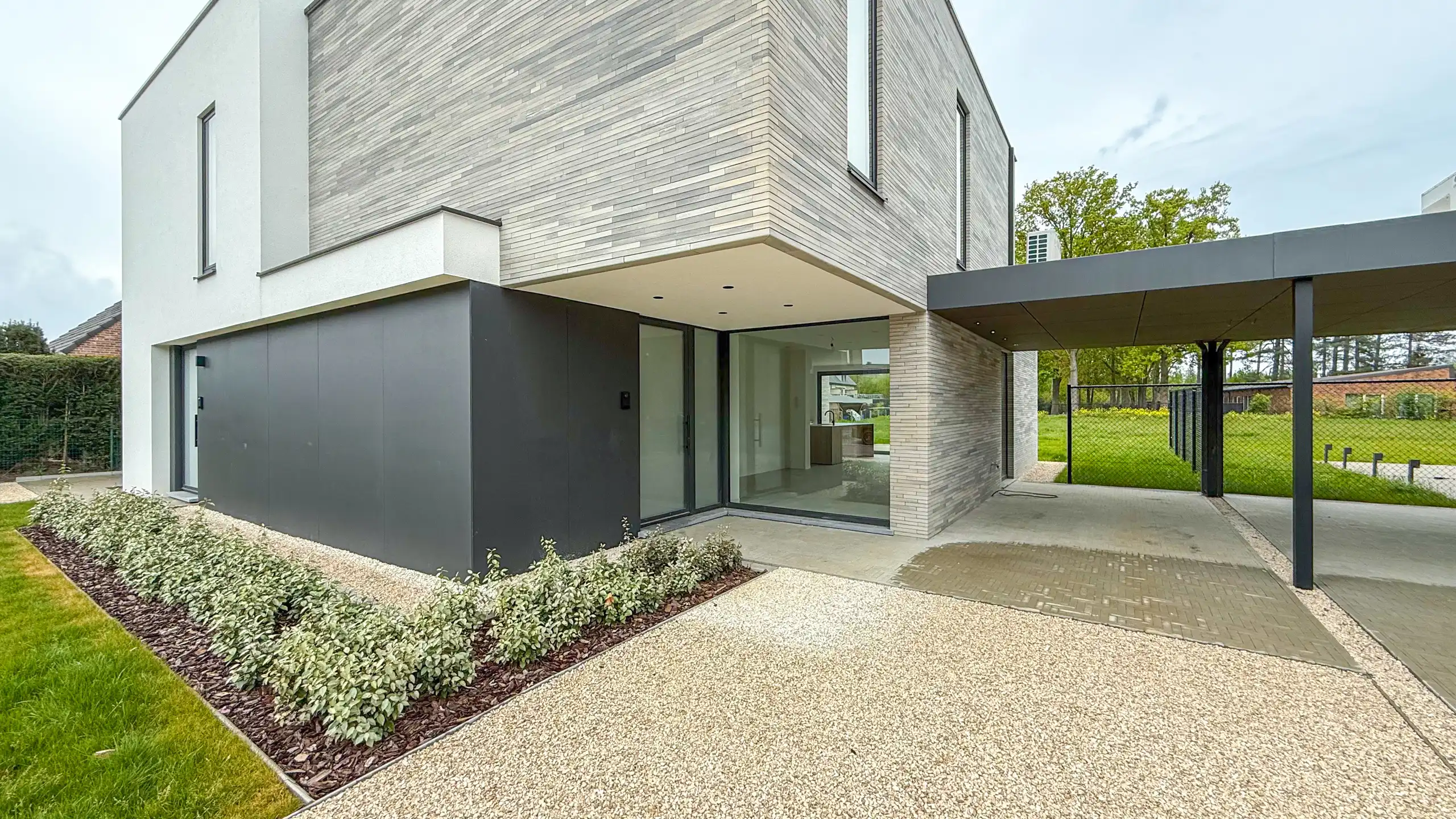 Rustig gelegen moderne nieuwbouwwoning met 3 slaapkamers!  foto 32