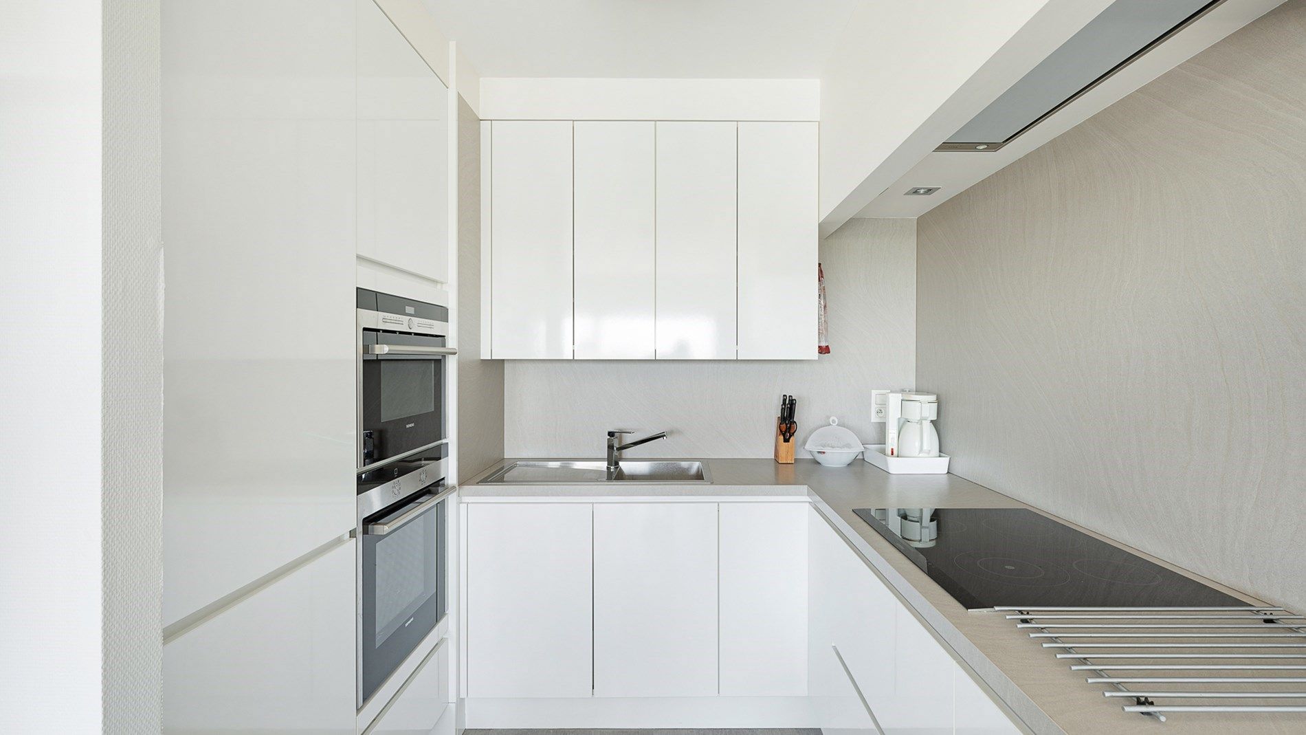 Ruim, gerenoveerd appartement met 3 slaapkamers foto 13