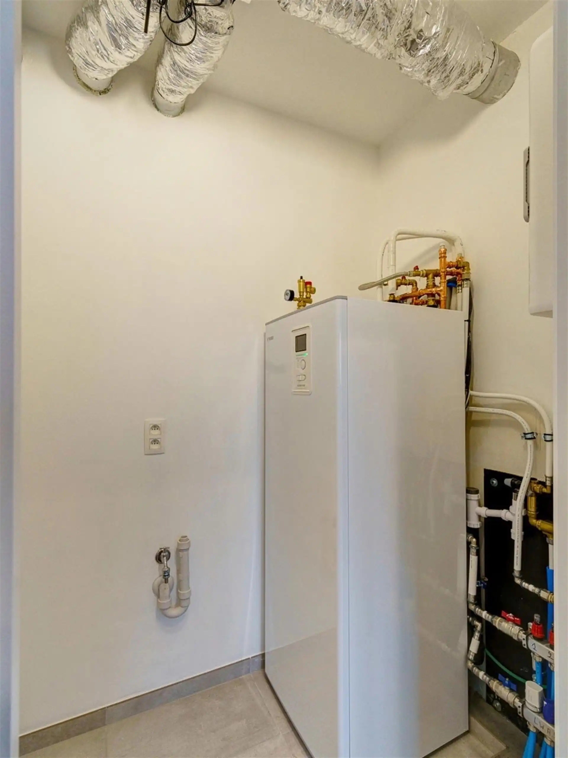 Modern 1-slpk. app. aan het Borgersteinpark in Sint-Katelijne-Waver foto 9