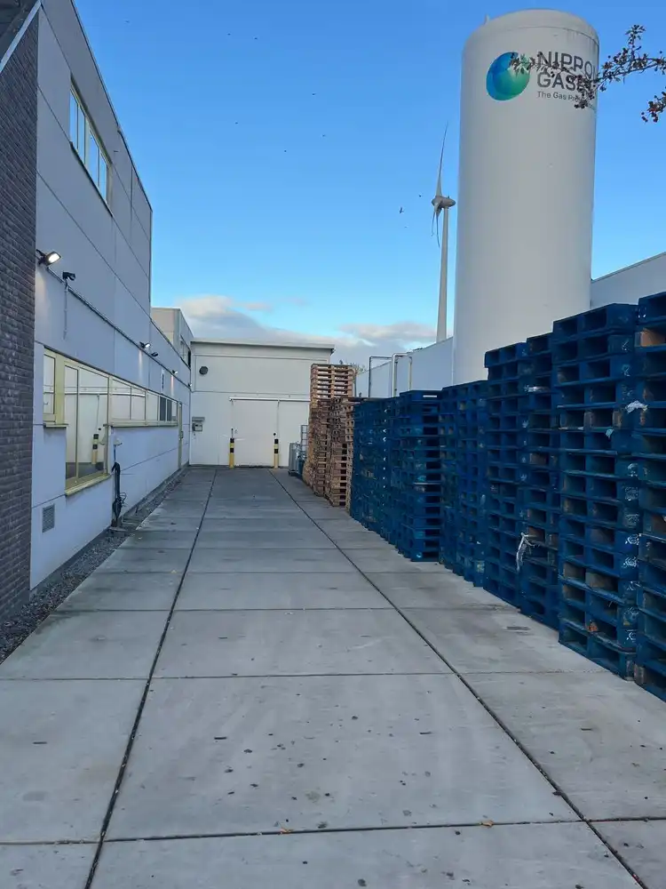 1.144m² Bedrijfsgebouw op 25a38ca foto 26