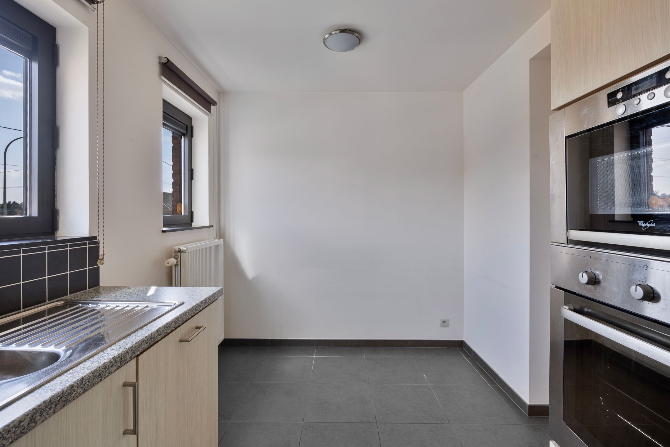 Lichtrijke, instapklare duplex met 2 slpks met ruim terras foto 11