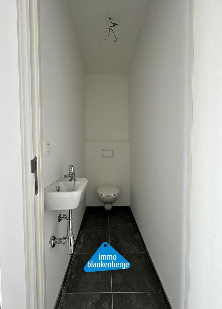 Luxe Duplex Appartement met Twee Slaapkamers en Terras op Vijfde Verdieping foto 6