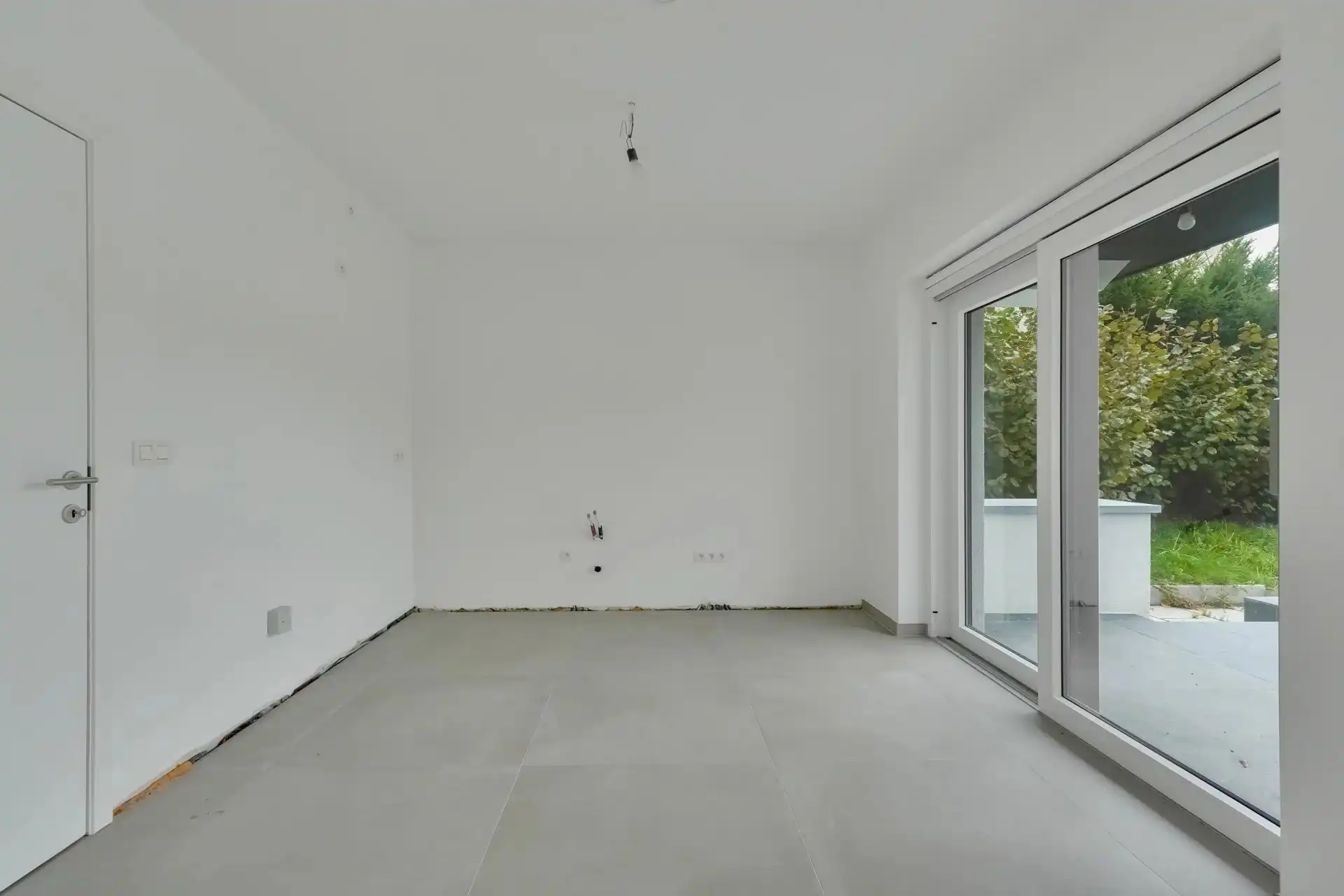 Eigentijdse woning met tuin in rustige omgeving foto 9