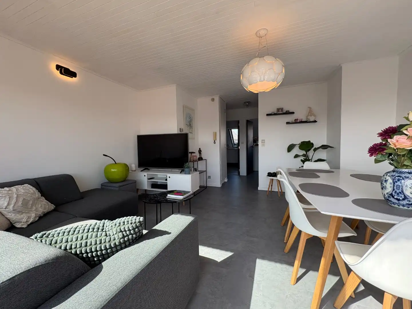 Zonnig duplex appartement met terras – vlak bij zee foto 4