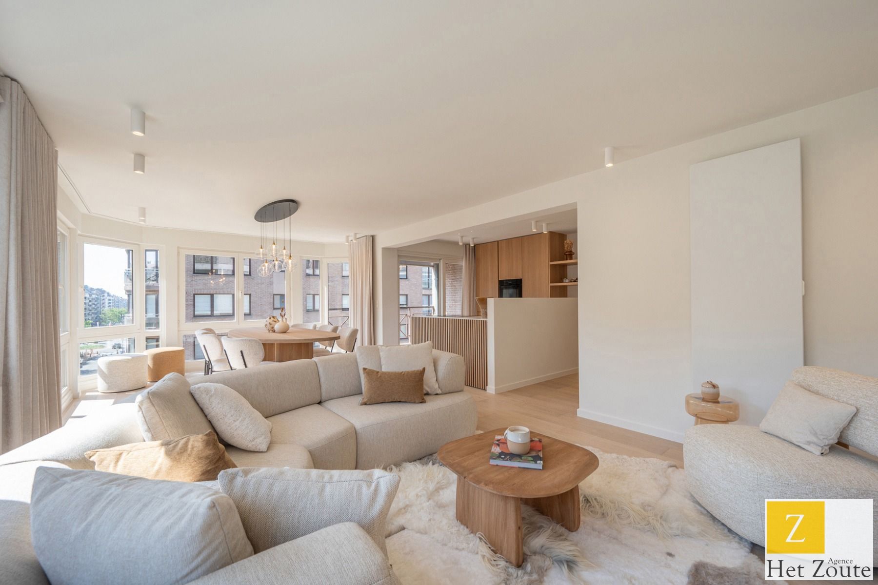 Prachtig hoekappartement op toplocatie in Knokke foto 2