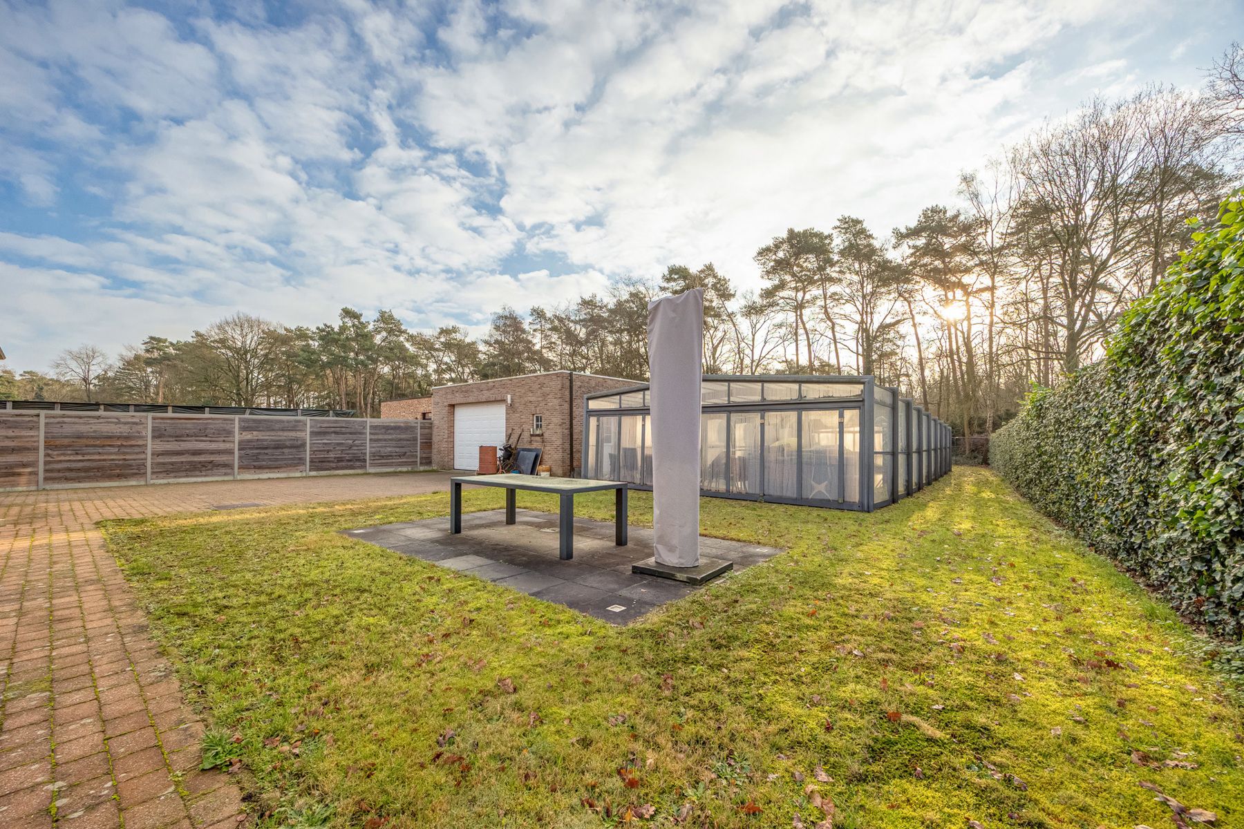 Energiezuinige villa met 5 slaapkamers en ruim bijgebouw op een perceel van 1.240m². foto 21