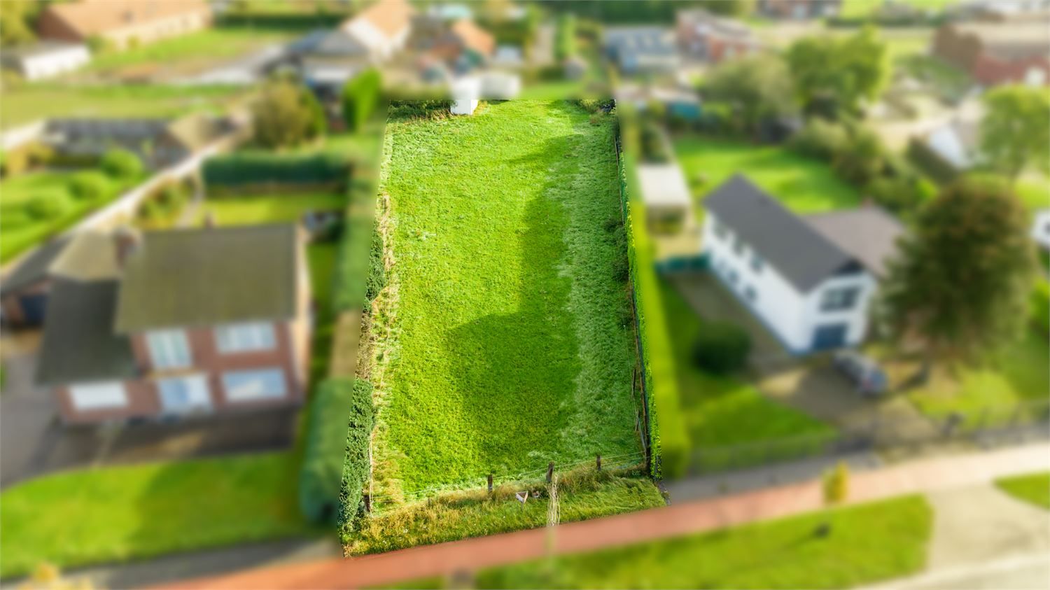 KNAPPE BOUWKAVEL (+-11A86CA) OP GROENE, DOCH CENTRALE EN GUNSTIGE LOCATIE, VLAKBIJ HET CENTRUM VAN BOCHOLT! foto 7