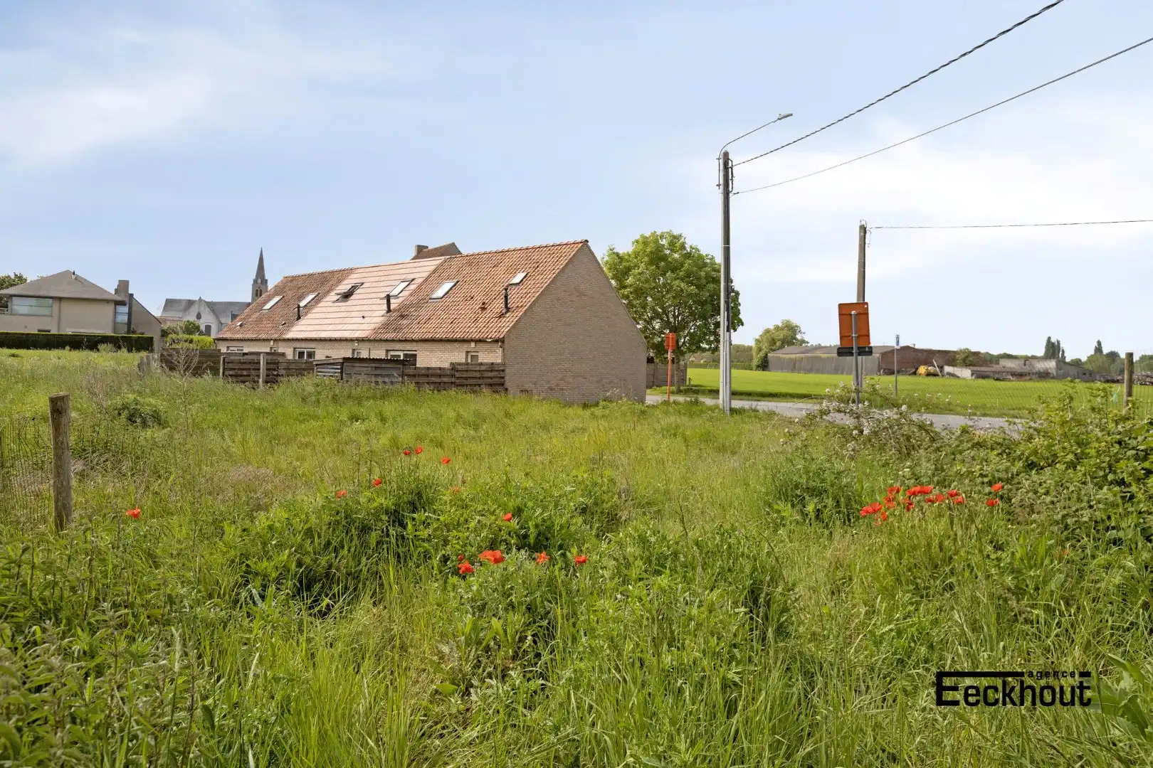 Charmant huisje op ruim perceel met uitbreidingsmogelijkheden! foto 5
