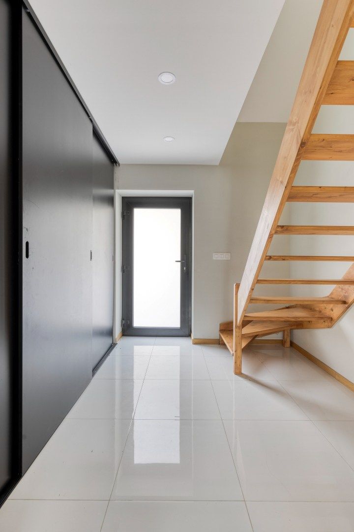 Appartement met 4 slaapkamers en ruim terras in Hamme-Mille! – EPC 103 kWh/m² - bewoonbare opp. 201 m² foto 3