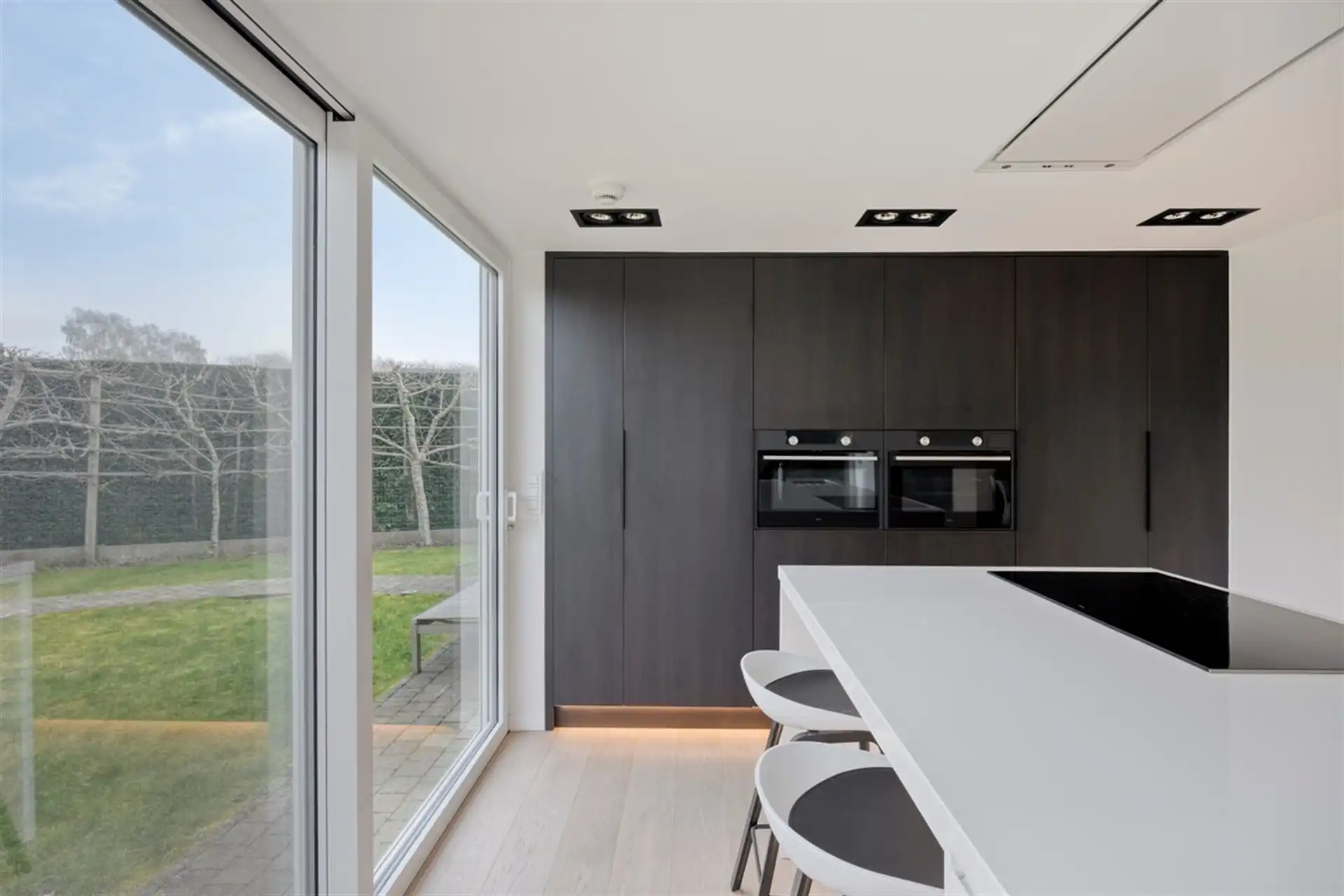 Rustig gelegen open bebouwing met moderne afwerking foto 7