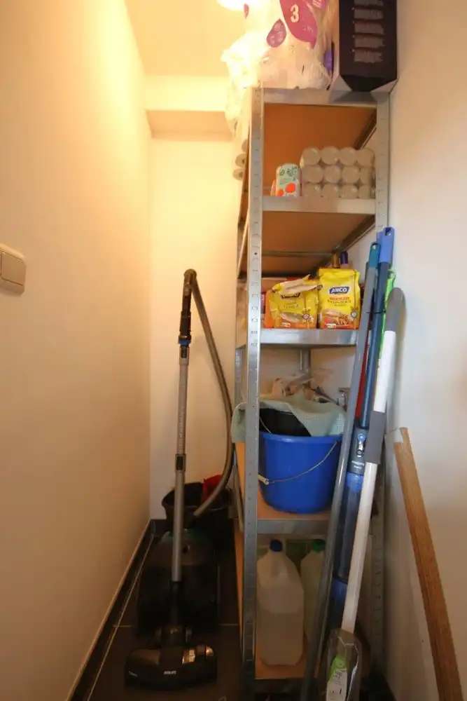 Rustig gelegen duplex appartement, met garage en extra staanplaats op wandelafstand van het centrum van Sint-Truiden. foto 16