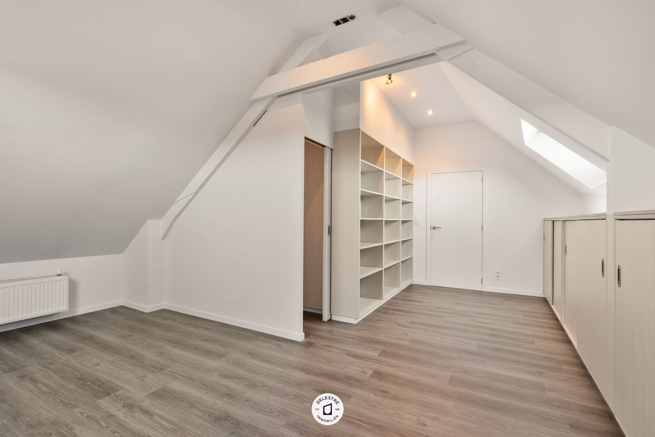 GERENOVEERD COMMERCIEEL PAND MET WOONST TOPLOCATIE foto 22