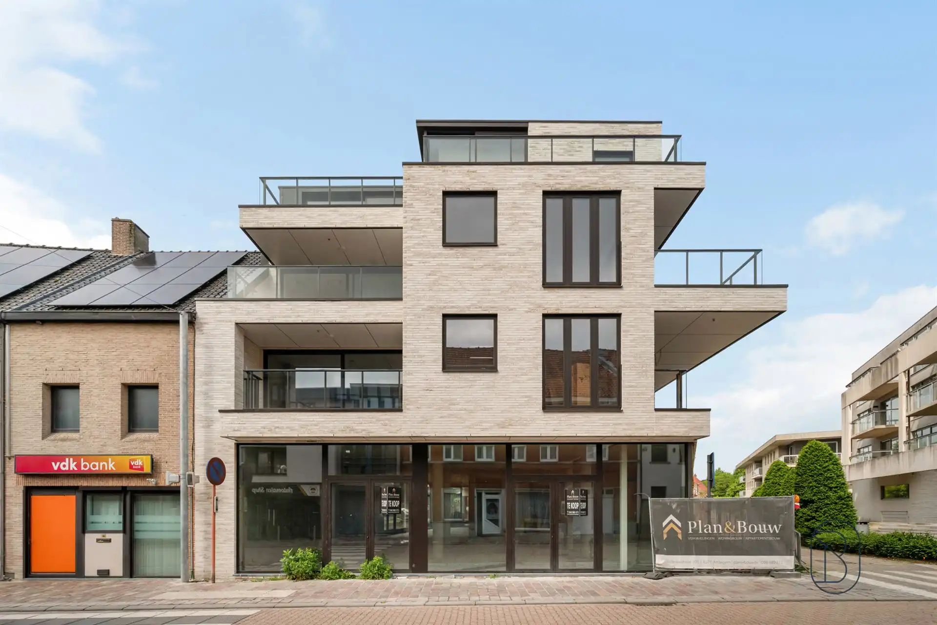 Nieuwbouwappartementen te koop in het centrum van Tielt! foto 2