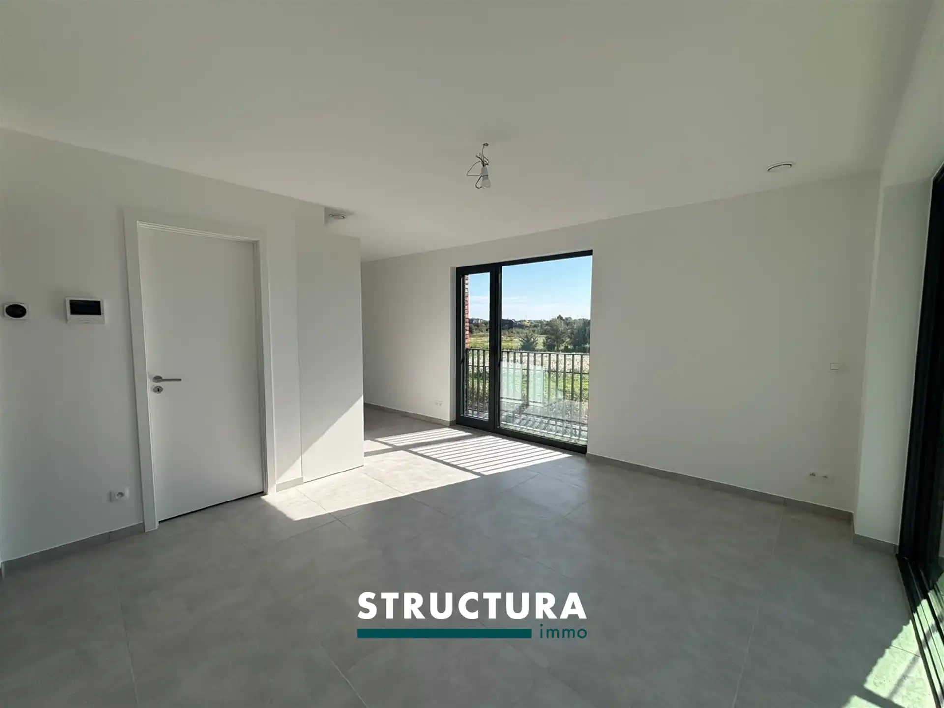 Luxe, nieuwbouw appartement vlakbij het centrum! foto 7