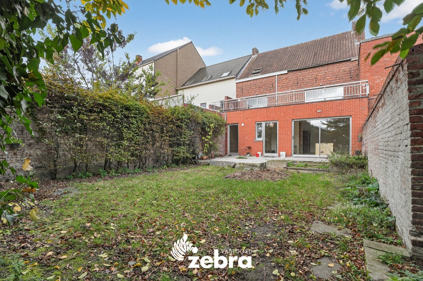 Zeer ruime woning met inpandige garage te koop in Staden! foto 30