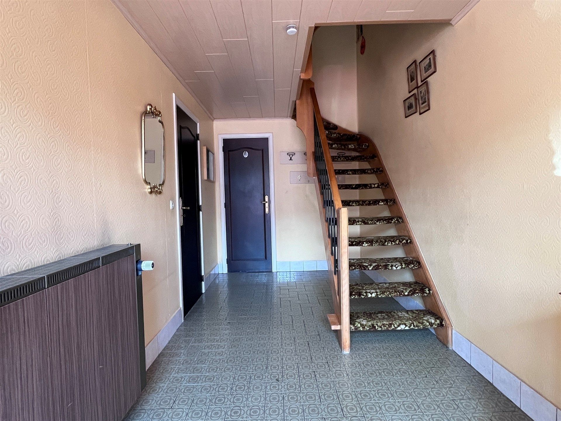Bel-etagewoning met 3 slaapkamers, ruime garage en Zuid tuin foto 19
