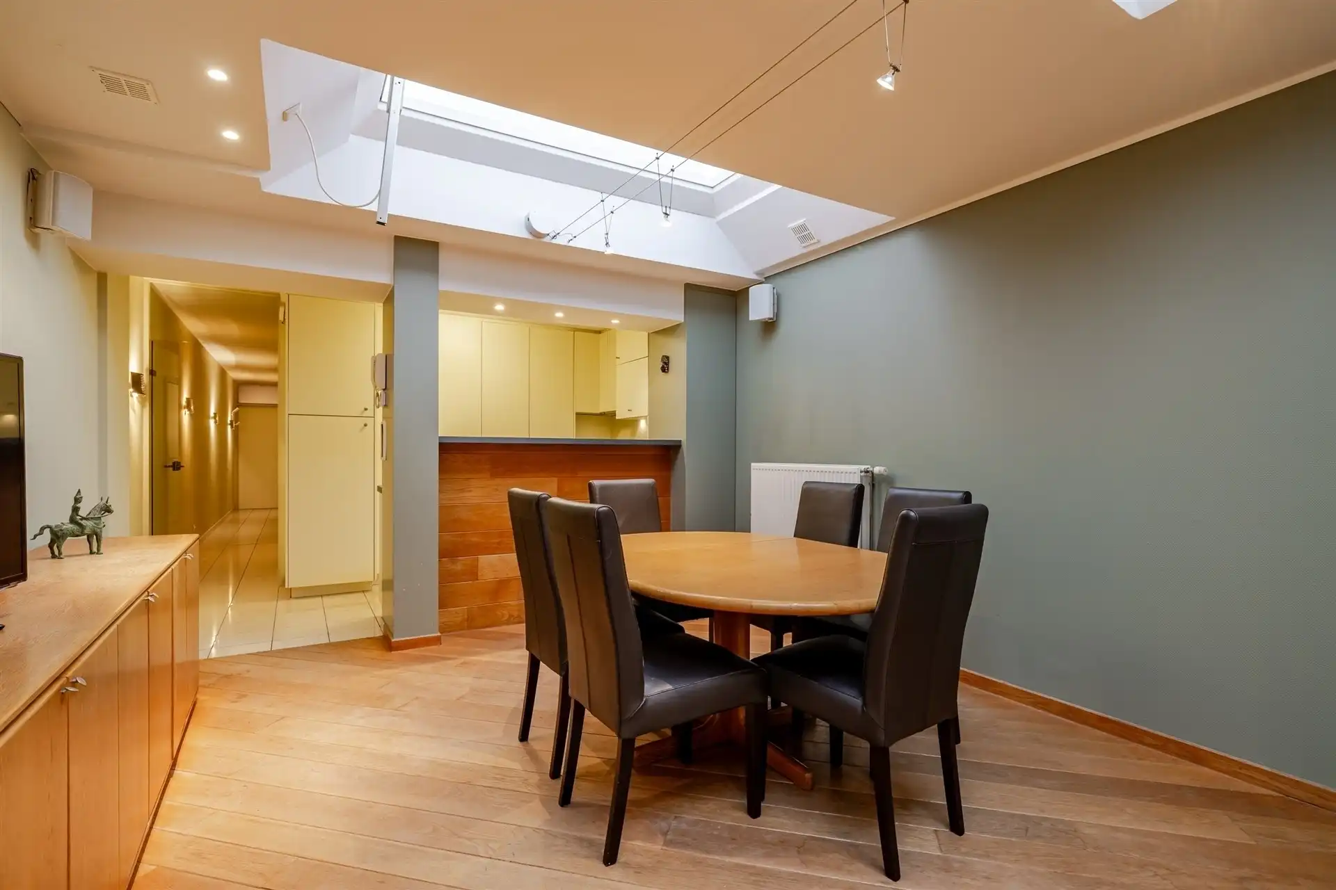 Gelijkvloers appartement met 2 slaapkamers op absolute topligging in Knokke foto 4