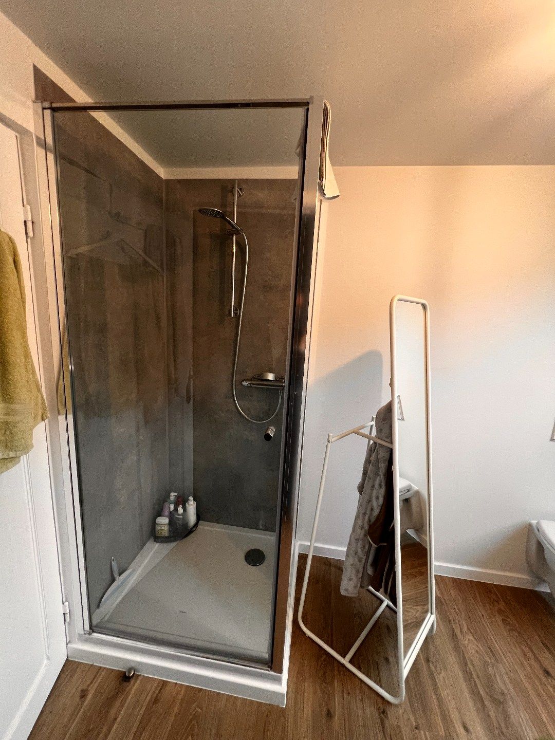 GERENOVEERD DUPLEX APPARTEMENT MET 1 SLAAPKAMER IN HET CENTRUM VAN IEPER foto 11