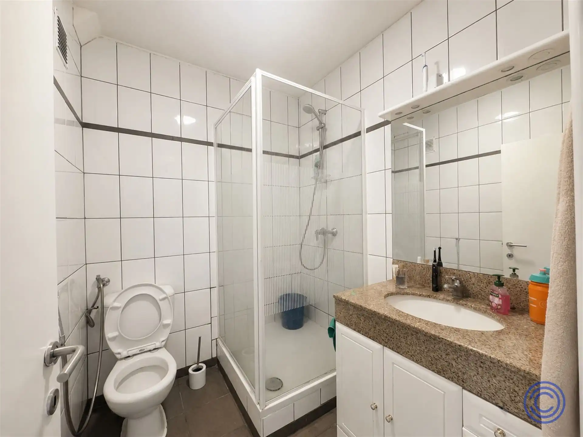 Charmant 1-slaapkamerappartement in het hart van Sint-Andries! foto 5