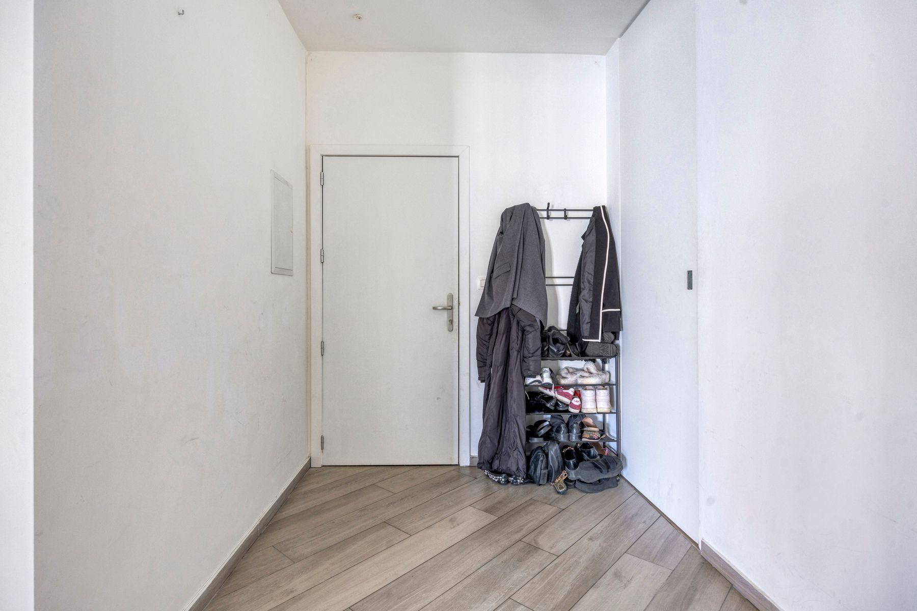 Recent 1 slaapkamer appartement met terras nabij Tour&Taxis foto 9