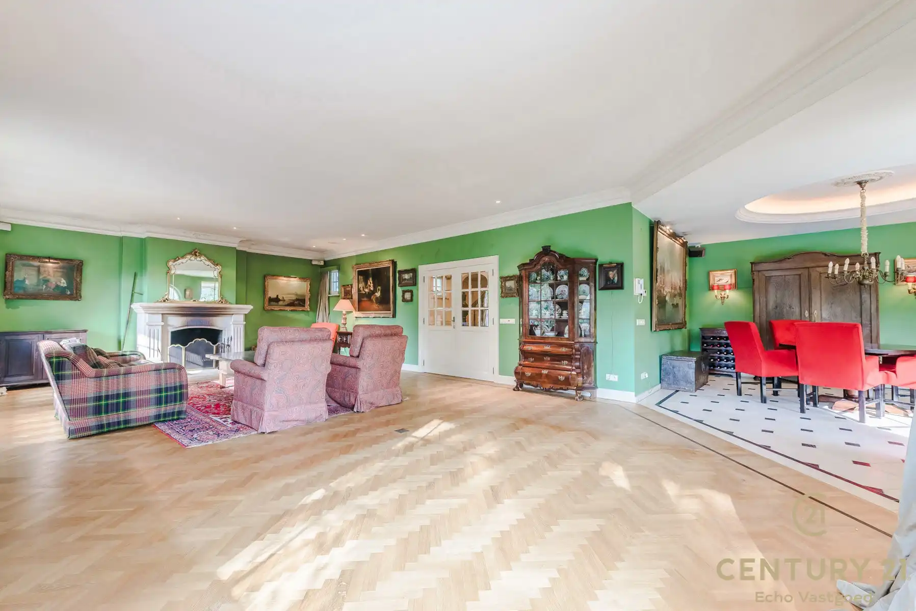 Karaktervol landhuis met prachtige tuin op ca 2202m² foto 5