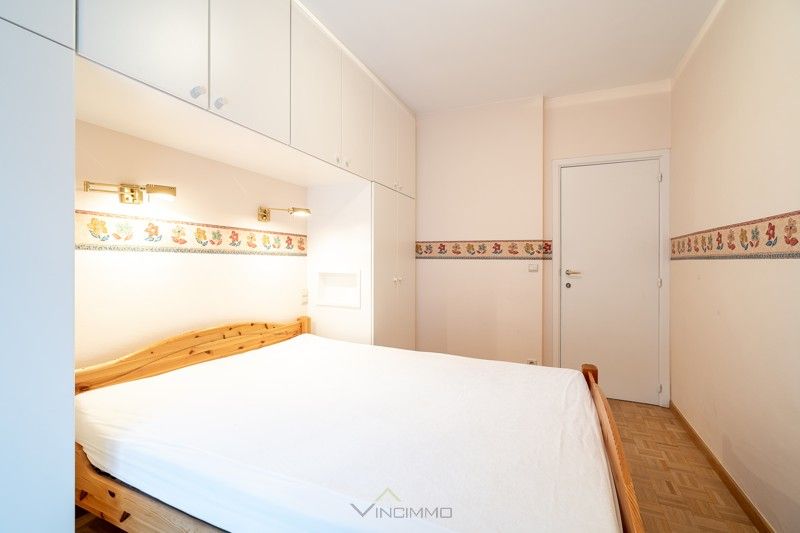 Ruim, lichtrijk 3-slaapkamer appartement met zijdelings zeezicht en zicht op het Casino van Knokke-Heist! foto 5