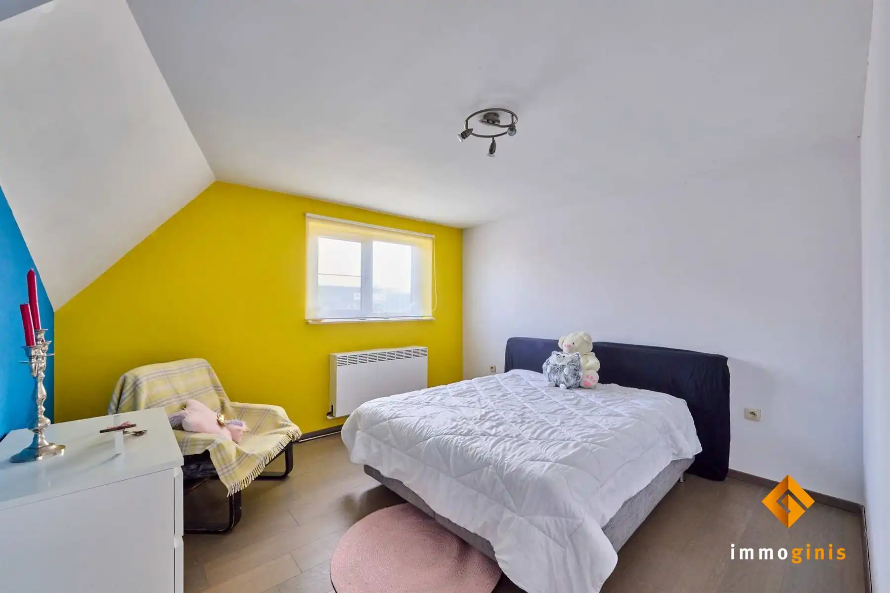 Gerenoveerde woning met 3 ruime slaapkamers, op een prachtige locatie vlakbij het centrum van Bocholt. foto 14