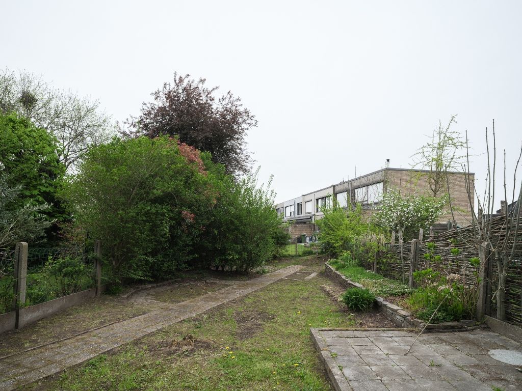 Merelbeke – op een boogscheut van Gent. Gunstig gelegen bel-étage woning (EPC B) met 4 kamers en een aangename tuin op een perceel van 245 m2. foto 10
