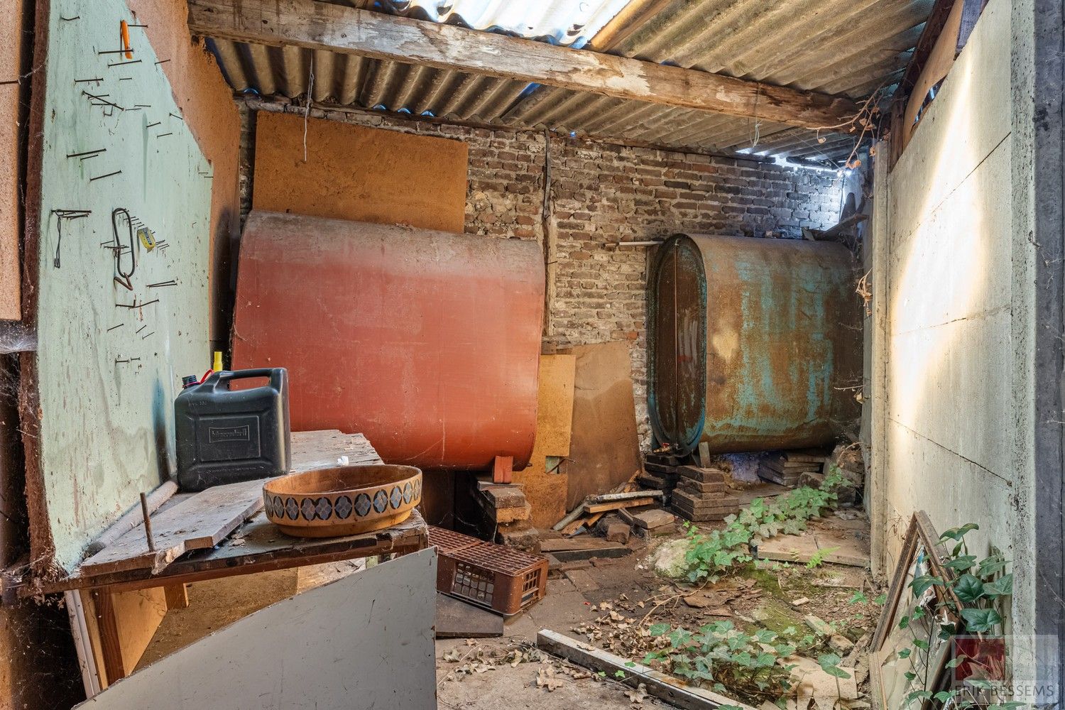 Charmante renovatiewoning met authentieke details en karaktervolle gevel. foto 33