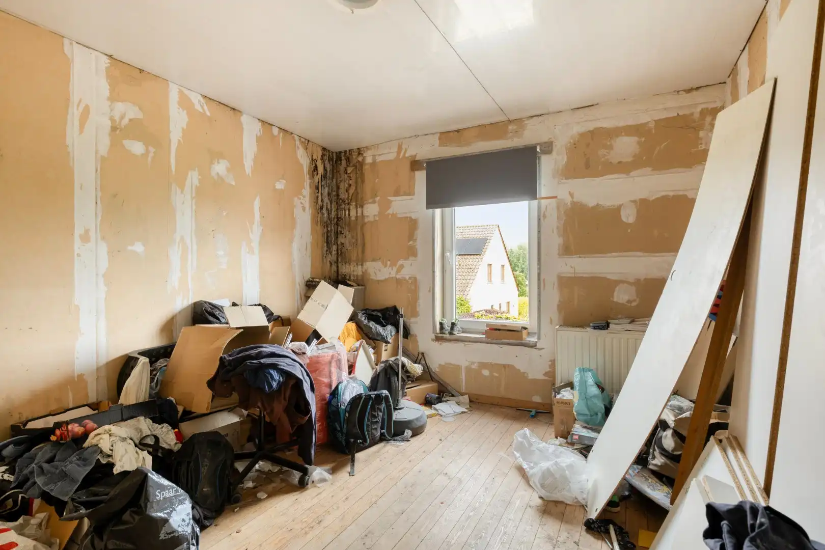 Halfopen bebouwing met 5 ruime slaapkamers, 2 badkamers, garage en tuin in Holsbeek – bewoonbare oppervlakte 214m² foto 17