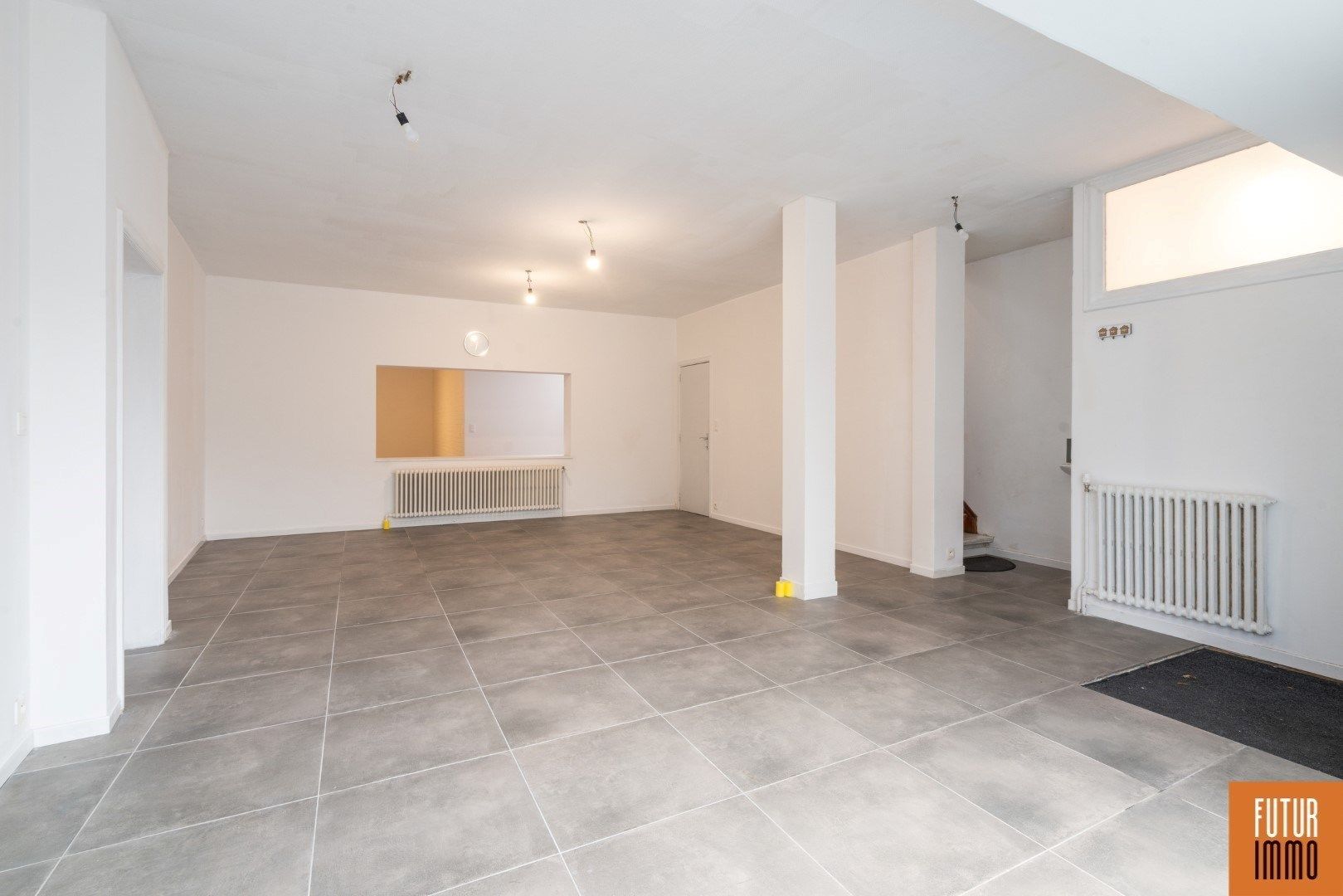 Woning met garage aan Kerkplein foto 4