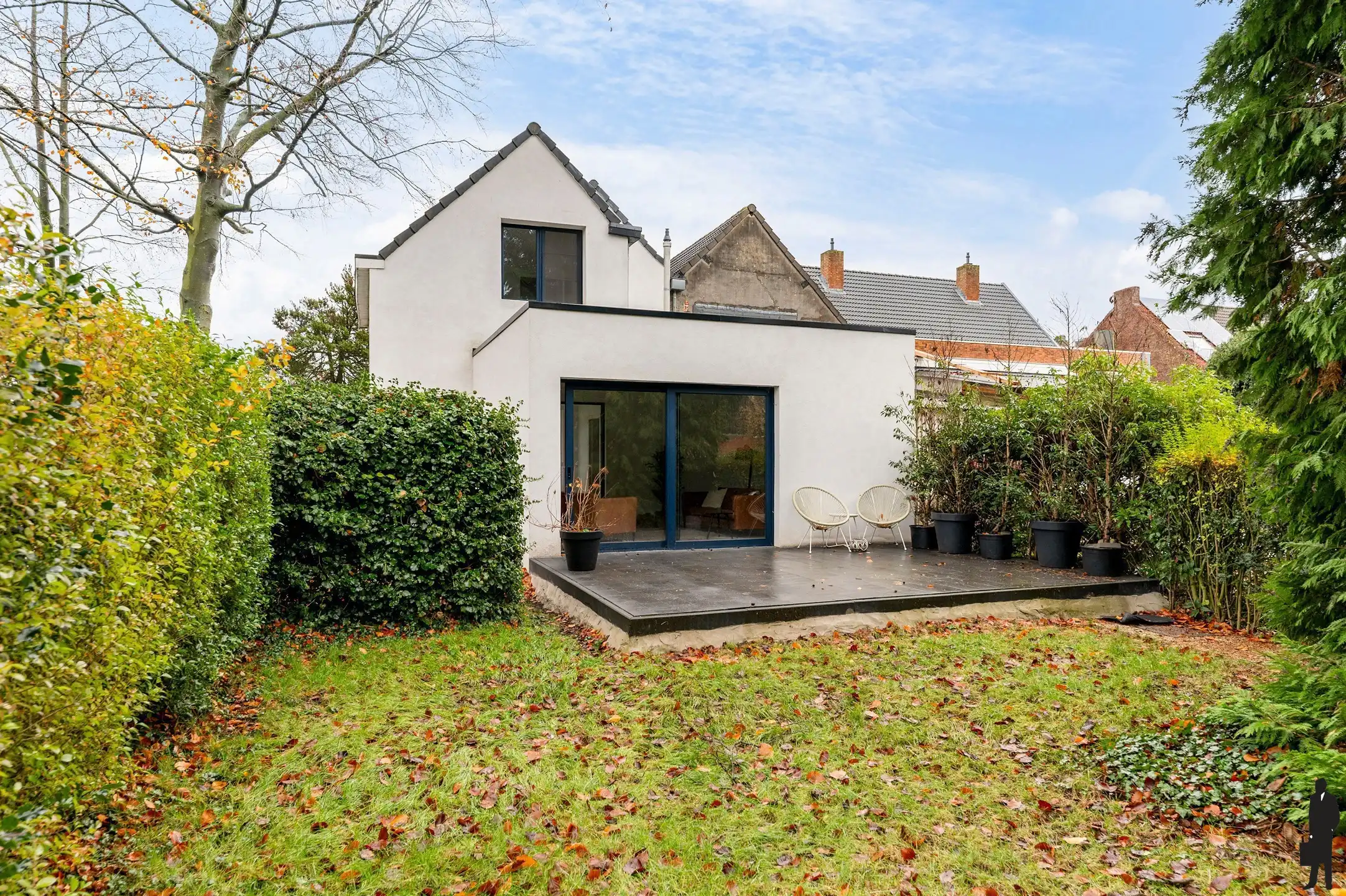 Gerenoveerde woning op ca. 520m2 met 3 slaapkamers en bureau foto 4
