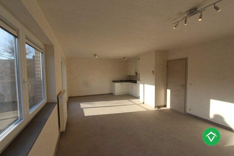 Appartement met 2 slaapkamers te Koekelare  foto 2