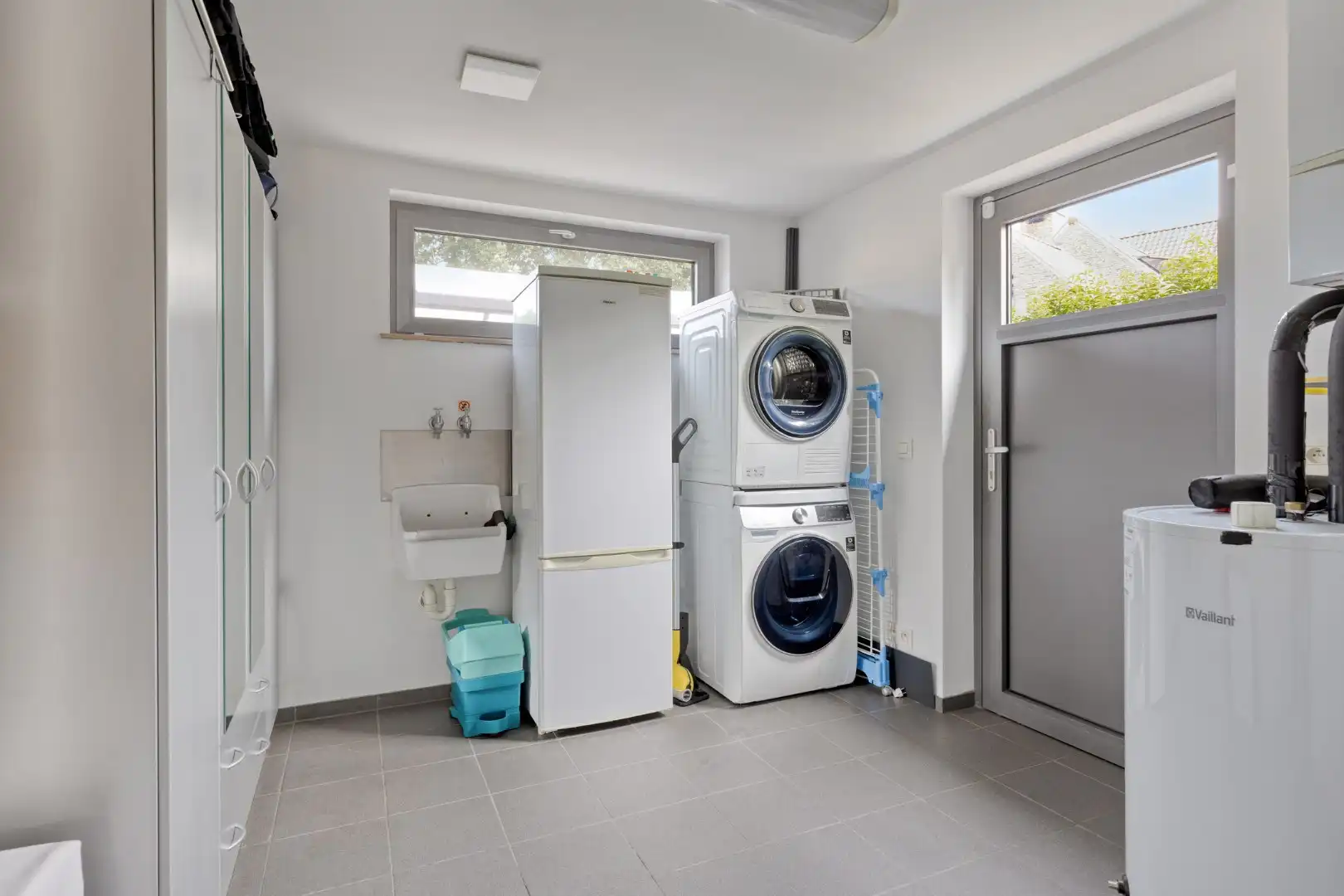 Stijlvolle villa met zonnige tuin waar comfort, kwaliteit en duurzaamheid samenkomen foto 13