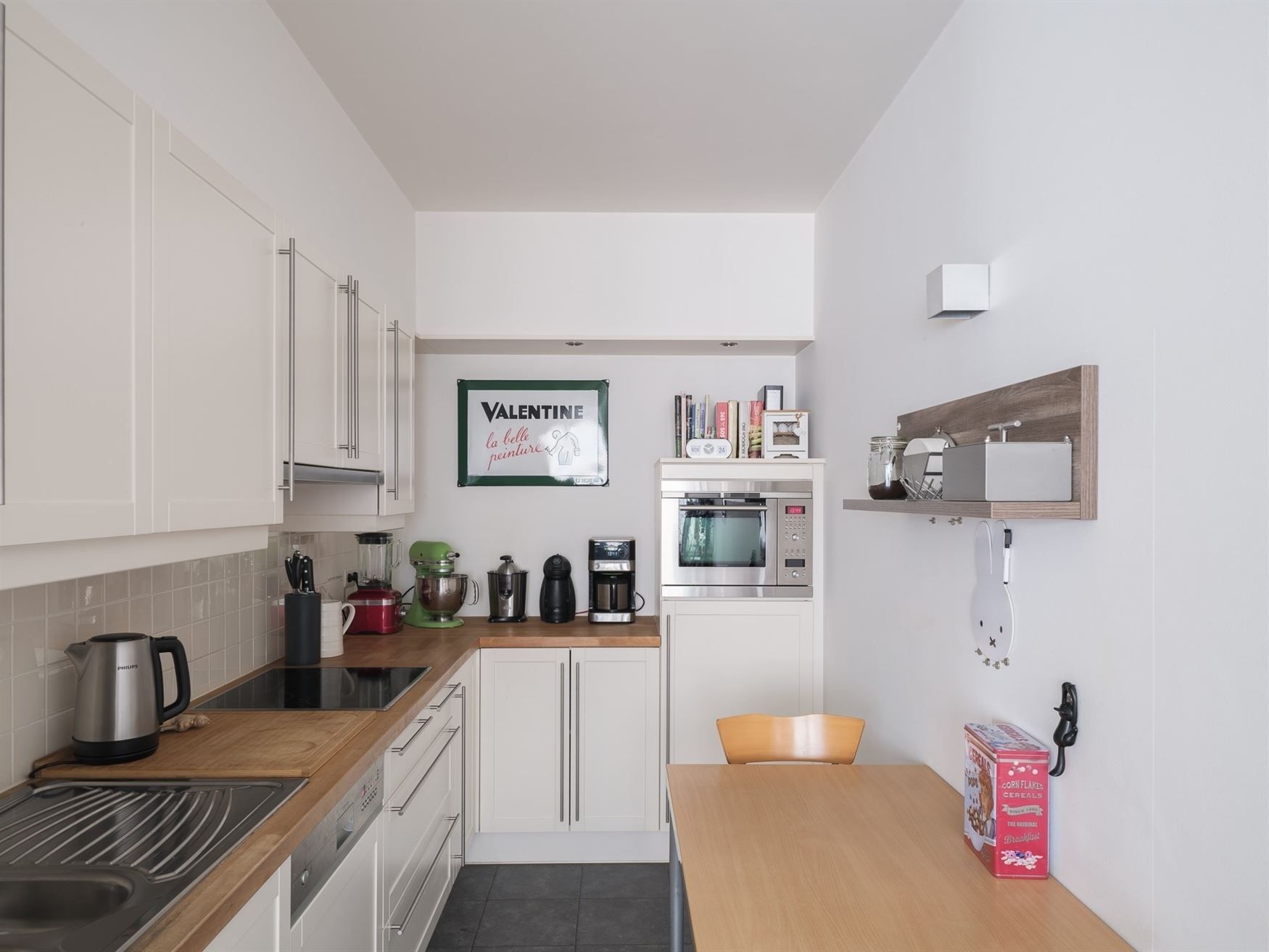 Instapklaar appartement met mogelijkheid tot 2 garages foto 5