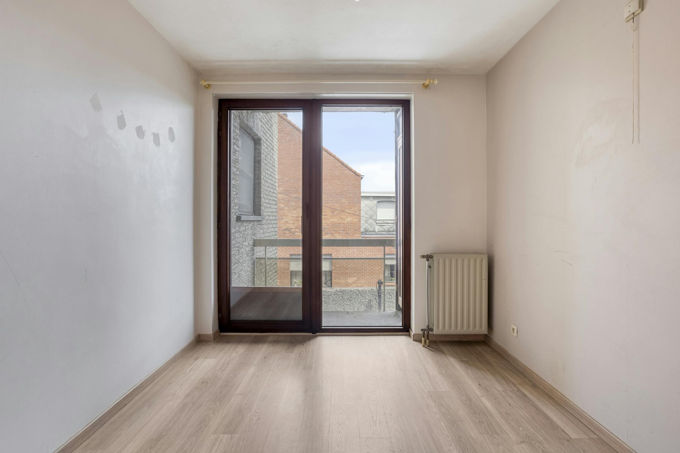 Appartement te koop nabij het centrum van Roeselare met 3 slaapkamers. foto 11