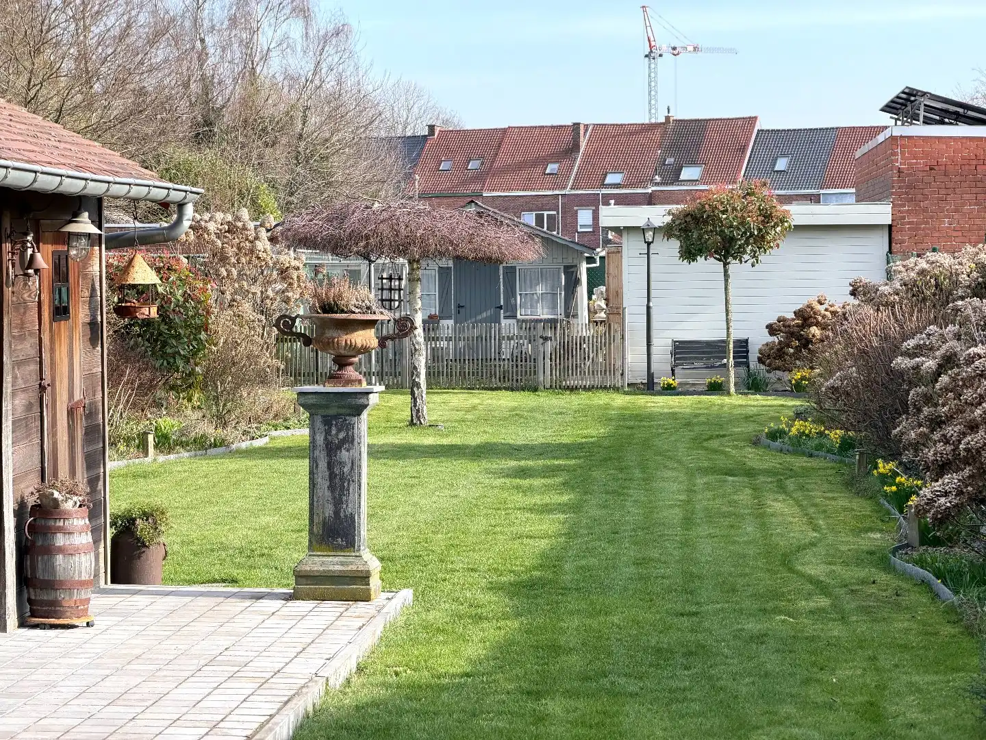 Instapklaar wonen? Ontdek deze woning met 4 slaapkamers, poolhouse en nieuwe badkamer. foto 27