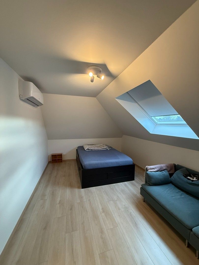 Prachtig instapklare woning met 3 slaapkamers en grote tuin te Leopoldsburg. foto 18