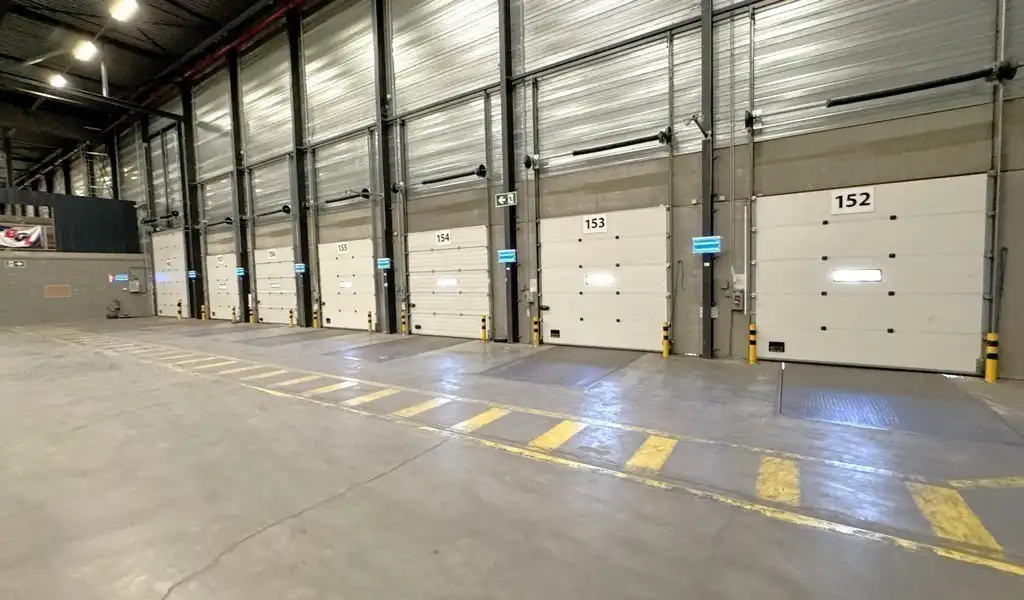 Loods met kantoren te huur in Kersdonk Logistics Centre Willebroek foto 6