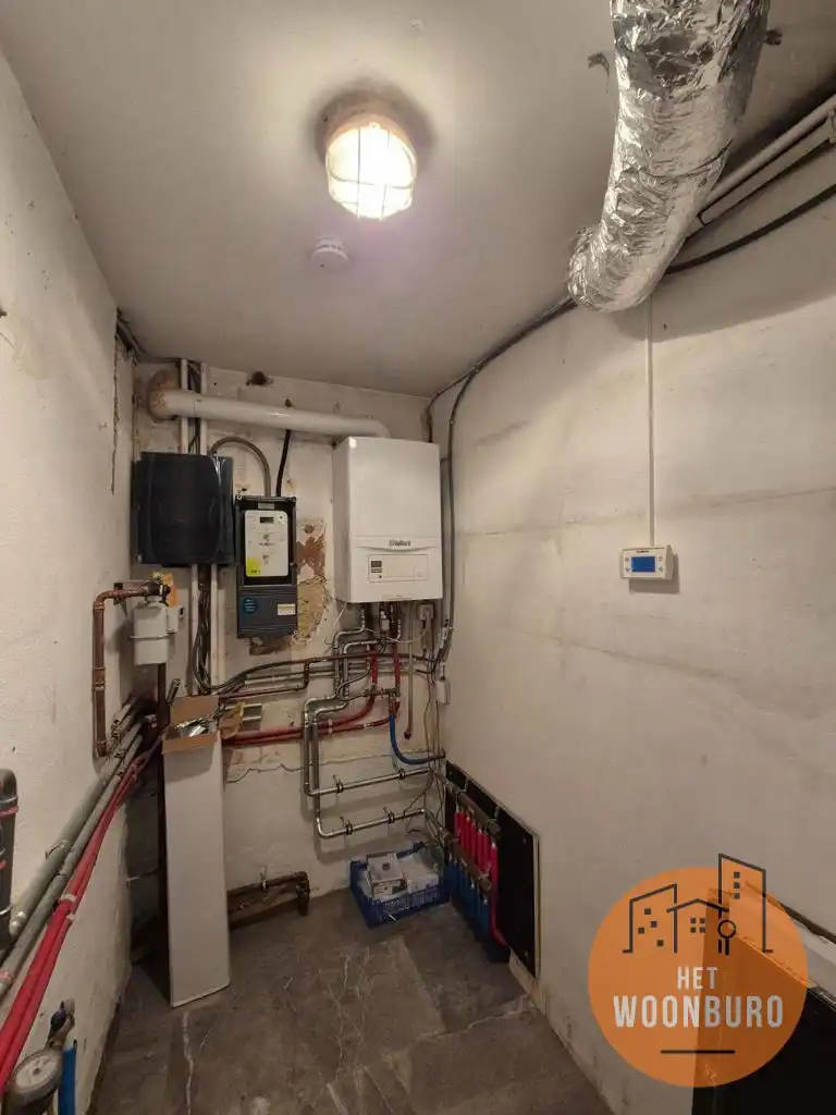 Instapklare woning met grote tuin en garage, rustig gelegen foto 21