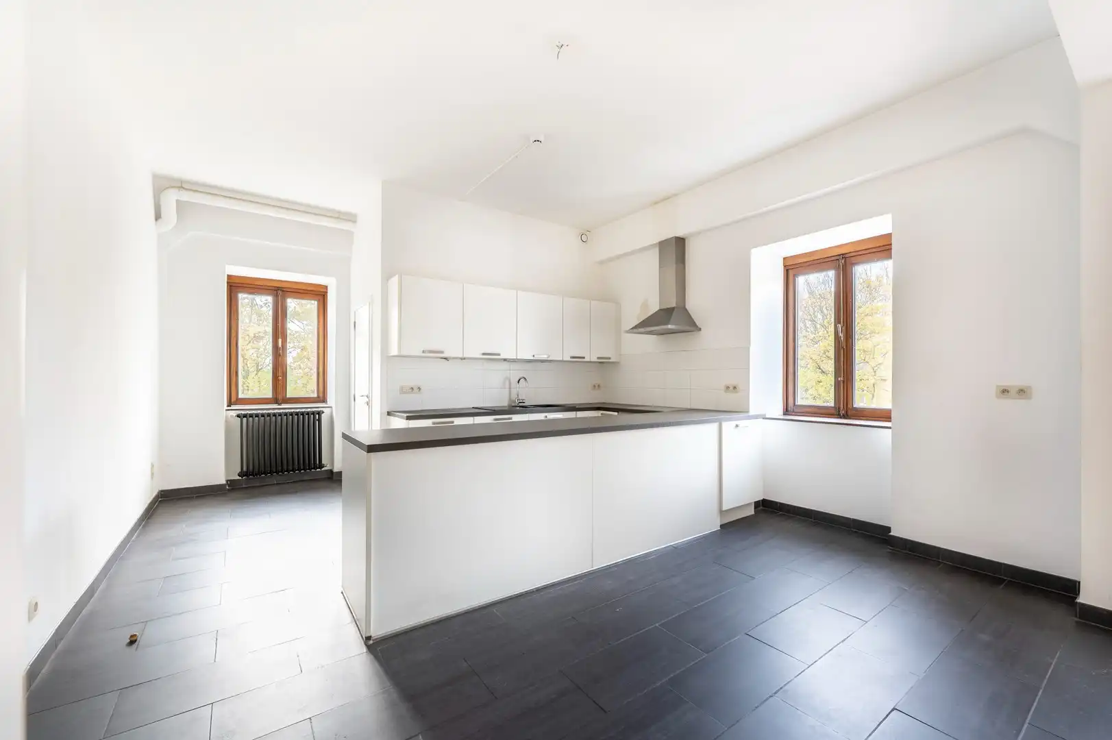 3 slaapkamerappartement TE HUUR foto 3