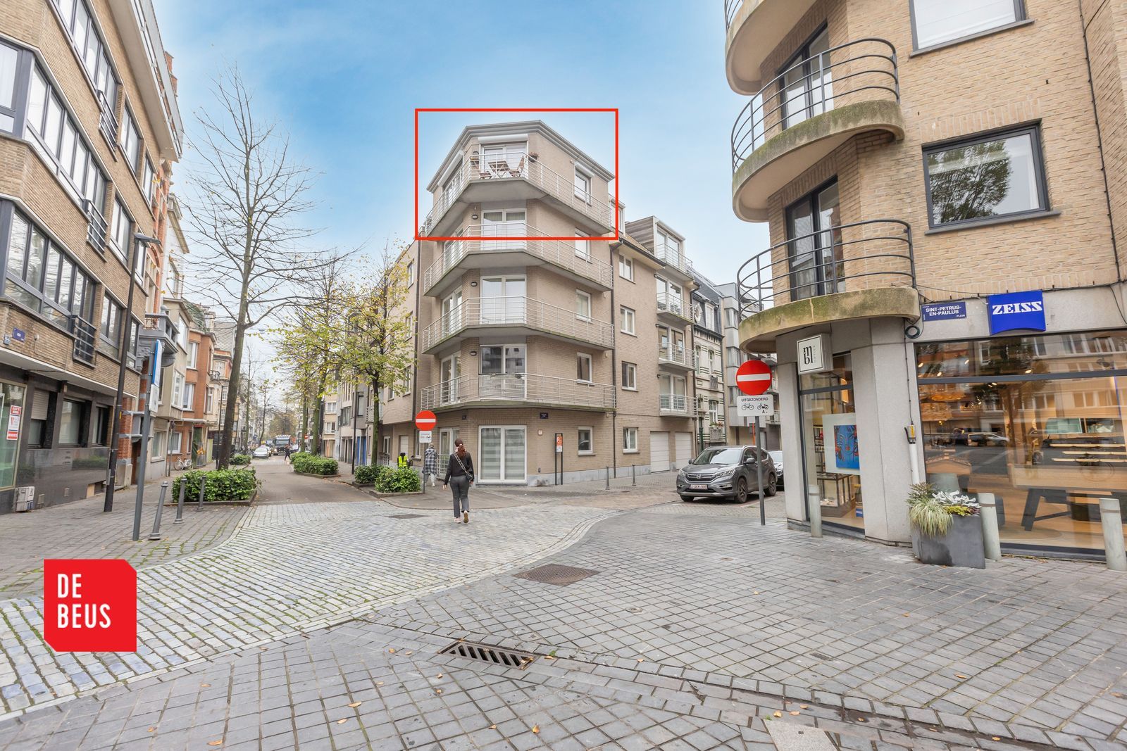 Stijlvol appartement met 2 slpk, 2 badk en terras met open zicht foto {{pictureIndex}}