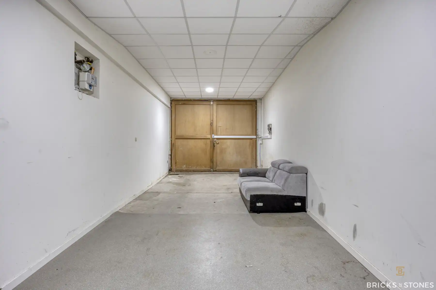 Instapklare woning met riante handelsruimte! foto 20