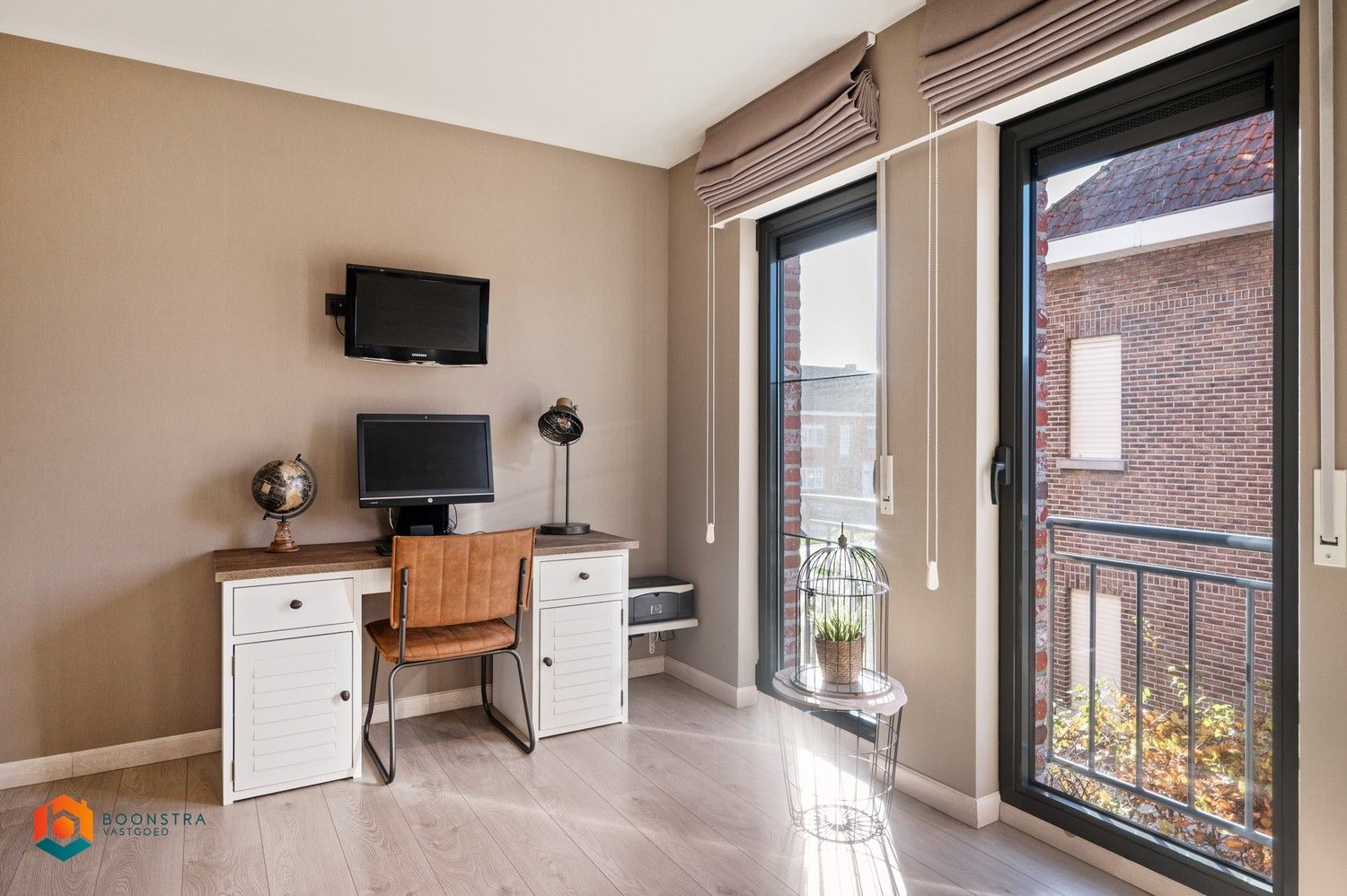 Luxueus instapklaar app met 2 slpkrs en staanplaats foto 12