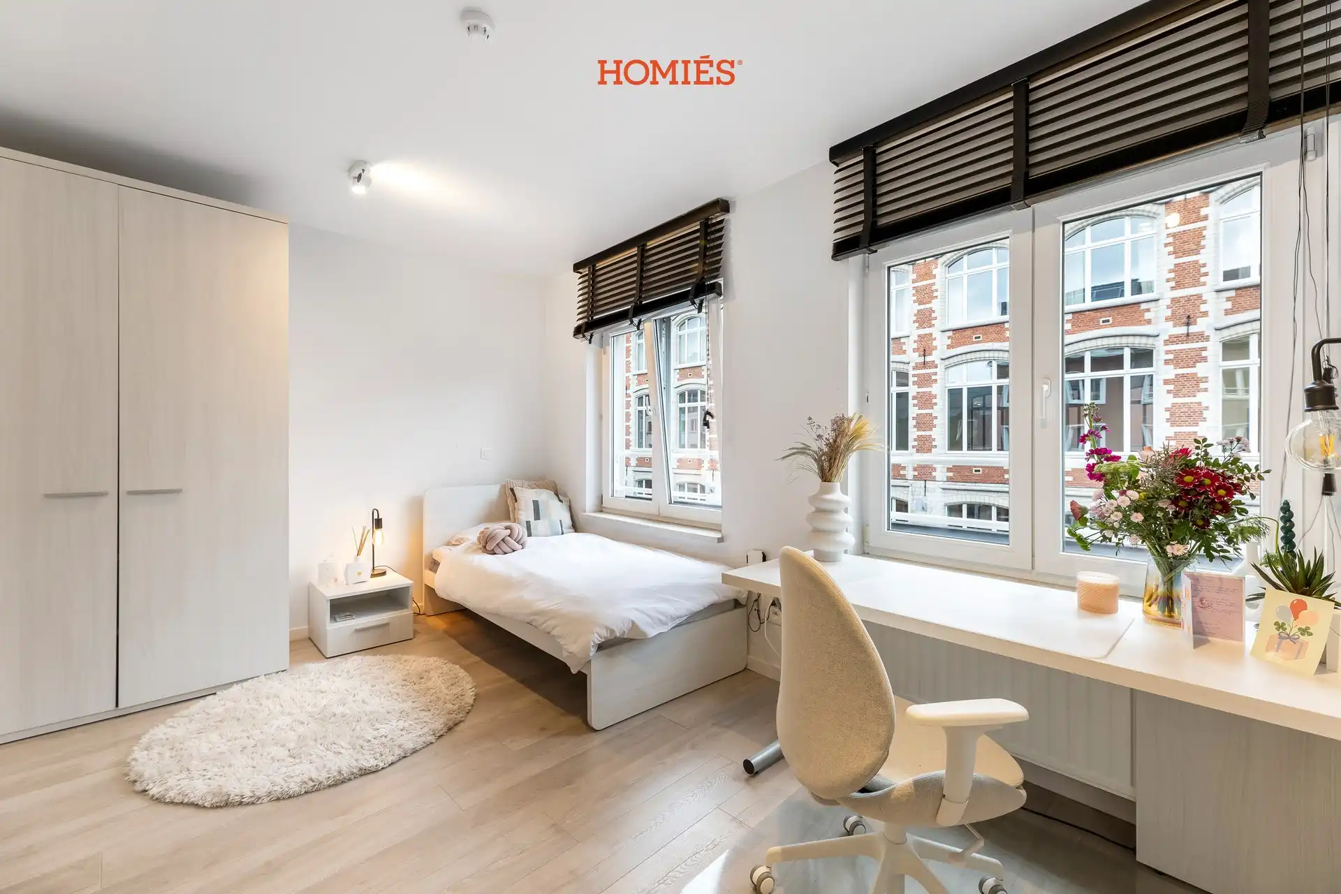 Studentengebouw met 9 kamers eigen sanitair foto 2