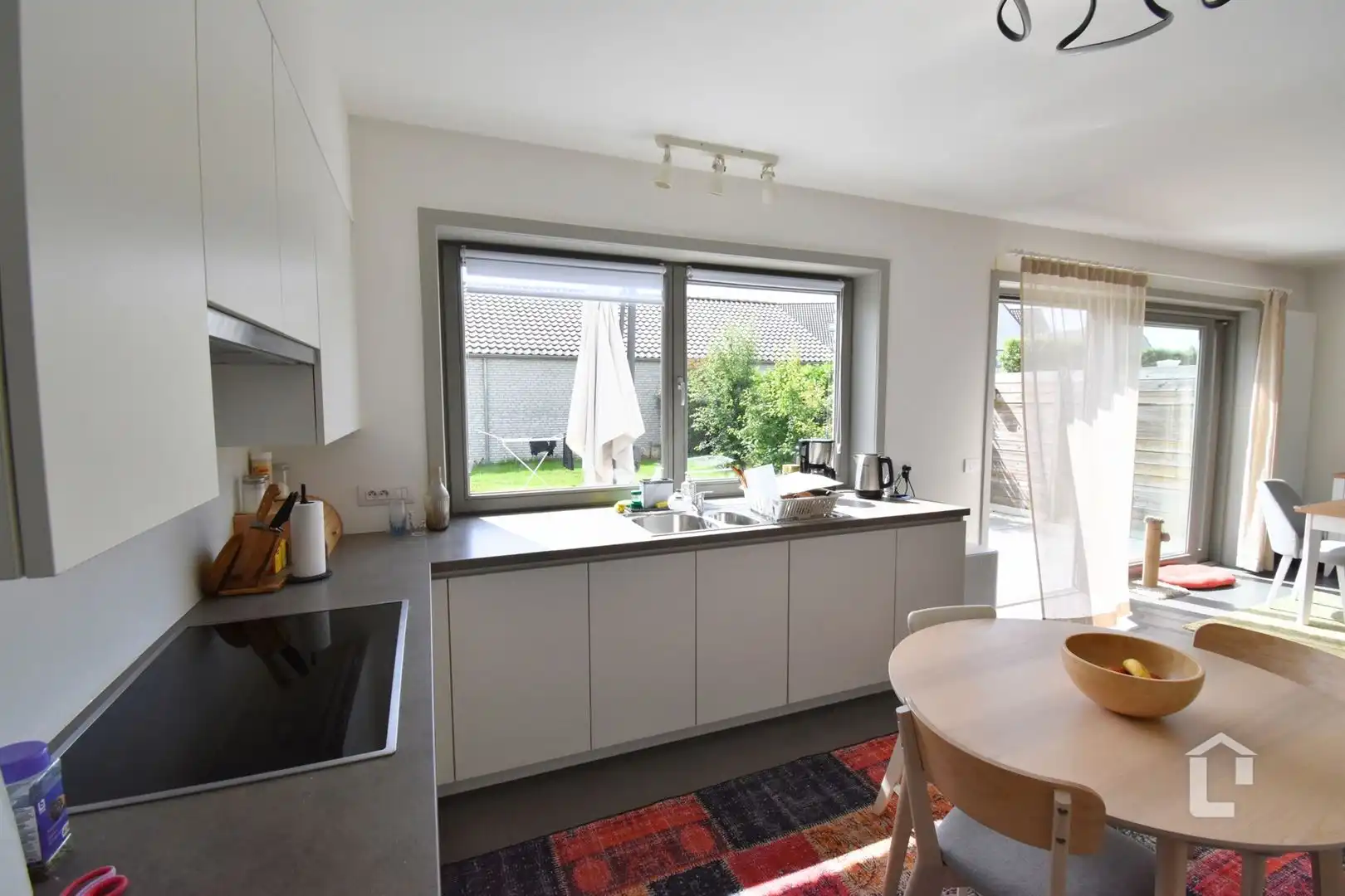 Rustig gelegen instapklare woning in residentiële wijk te huur in De Pinte foto 5